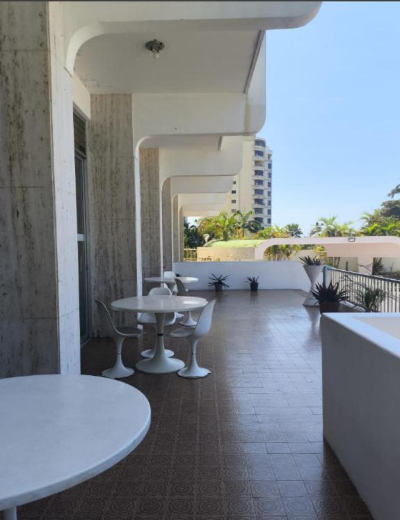 Acogedor Apartamento De Playa En Los Corales - La Guaira Caraballeda Exterior photo